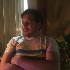 Meet your Posher, Javier